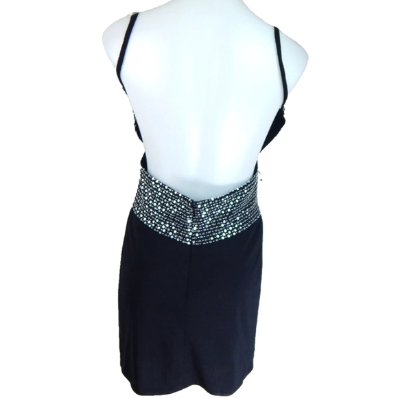 Caché Vintage Sequined Backless Dress - Picture 3 of 5